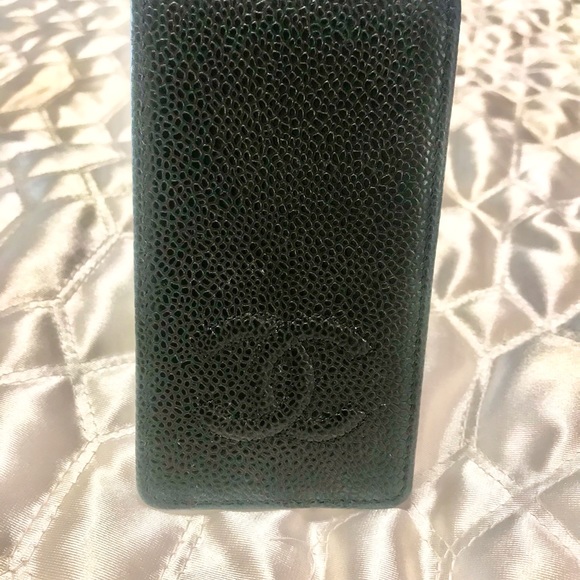 Vintage CHANEL IPHONE PHONE CASE - Picture 3 of 5